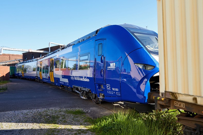 NEB-Wasserstoffzüge im Siemens-Testcenter