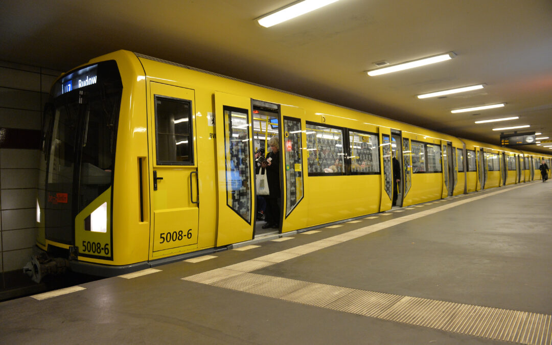Berliner Verkehrsbetriebe im Weihnachtseinsatz: 3900 Beschäftigte am 24. Dezember im Dienst