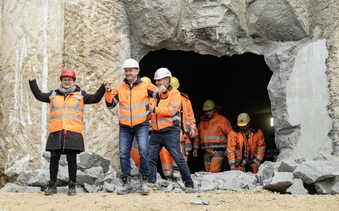 Erfolgreicher Tunnelvortrieb für die Große Wendlinger Kurve: Ein Meilenstein für das Bahnprojekt Stuttgart-Ulm