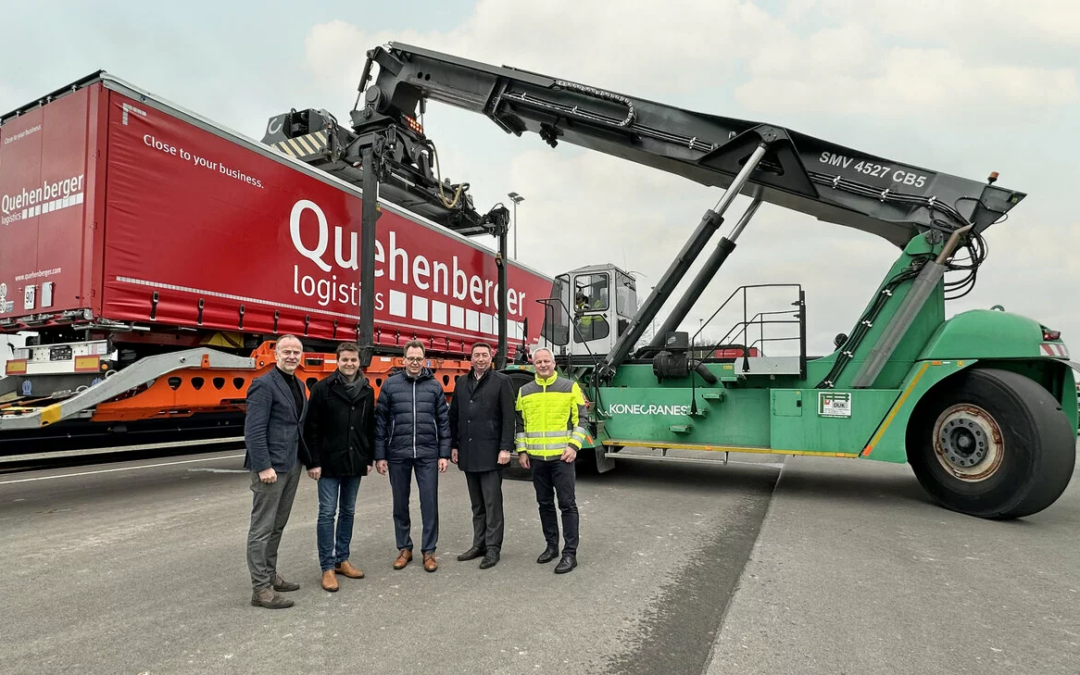 KRONE: Trailerauslieferung per Bahn senkt CO2-Ausstoß