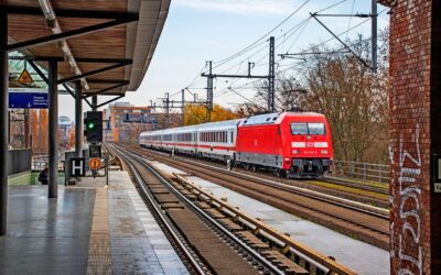 Zugfahren in Europa deutlich sicherer als Auto