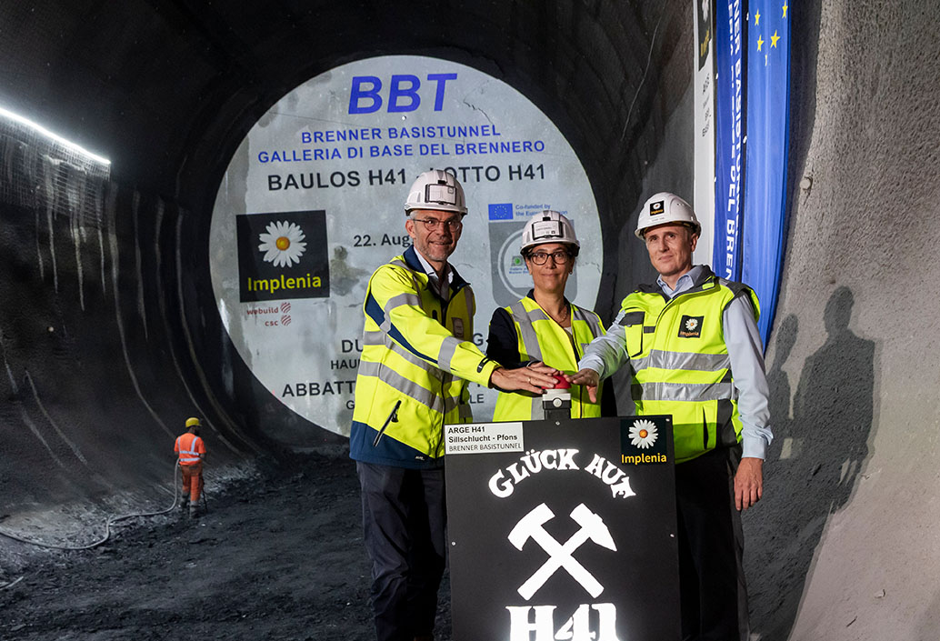 Brenner Basistunnel: Erster Durchbruch einer Haupttunnelröhre in Österreich gelungen