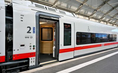 Deutsche Bahn stellt neuen ICE L mit barrierefreiem Einstieg vor