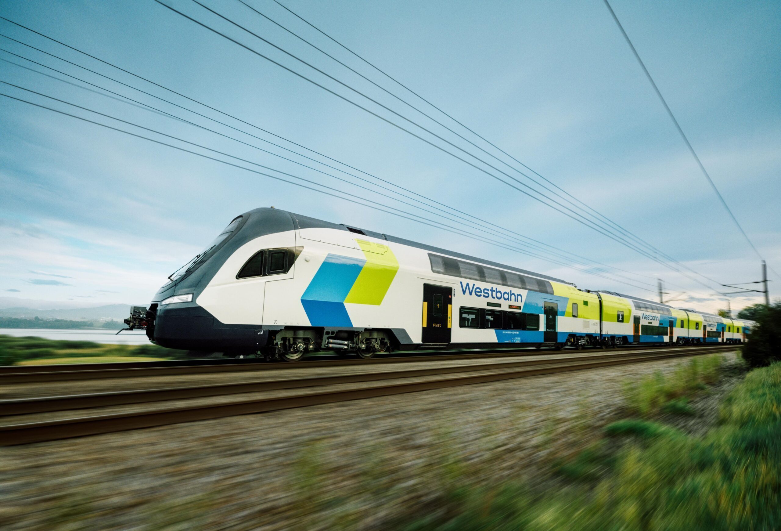 Westbahn erweitert Flotte um vier neue Doppelstockzüge des chinesischen Herstellers CRRC