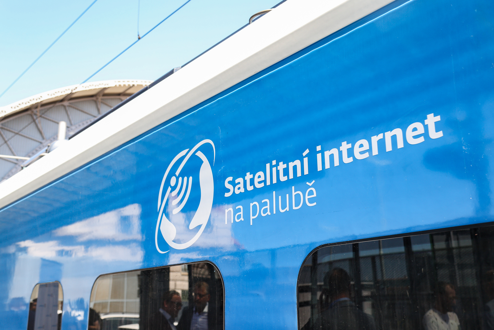 České Drahy testen Starlink-Internet in Zügen weiter – auch im Winter