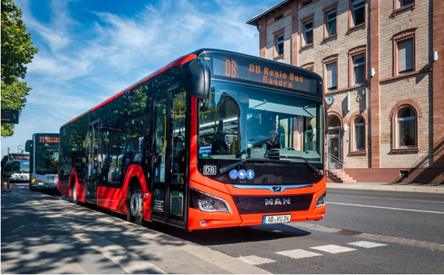 DB Regio plant Anschaffung von über 3.000 Hybrid- und Elektro-Bussen